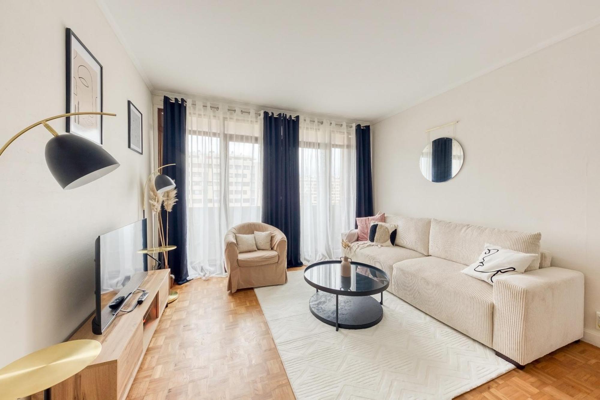 T3 10min From Orly Airport And 5min From Rer B Apartment *