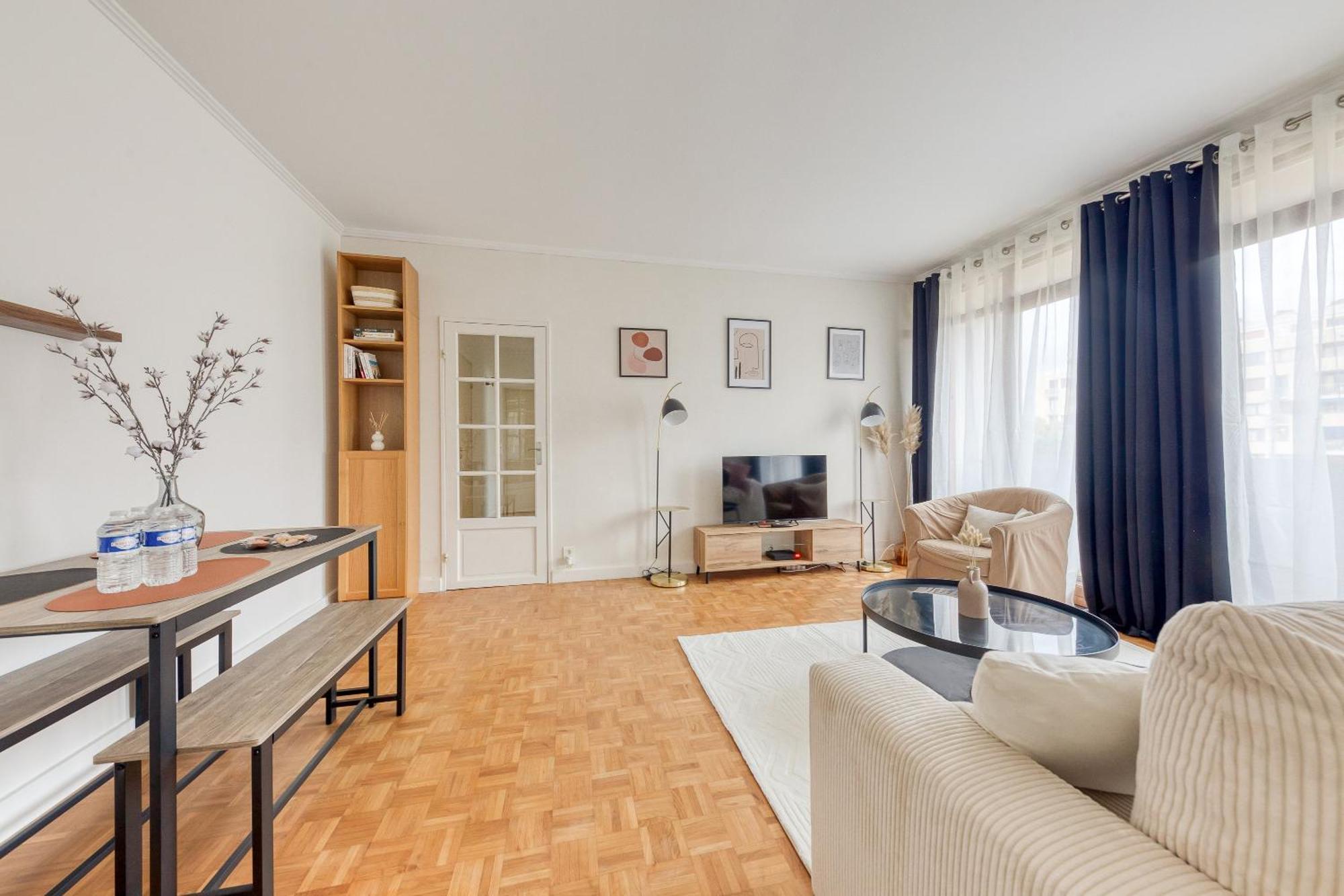 T3 10min From Orly Airport And 5min From Rer B Apartamento
